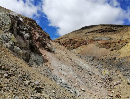 Upper Te Maari Crater April 2026