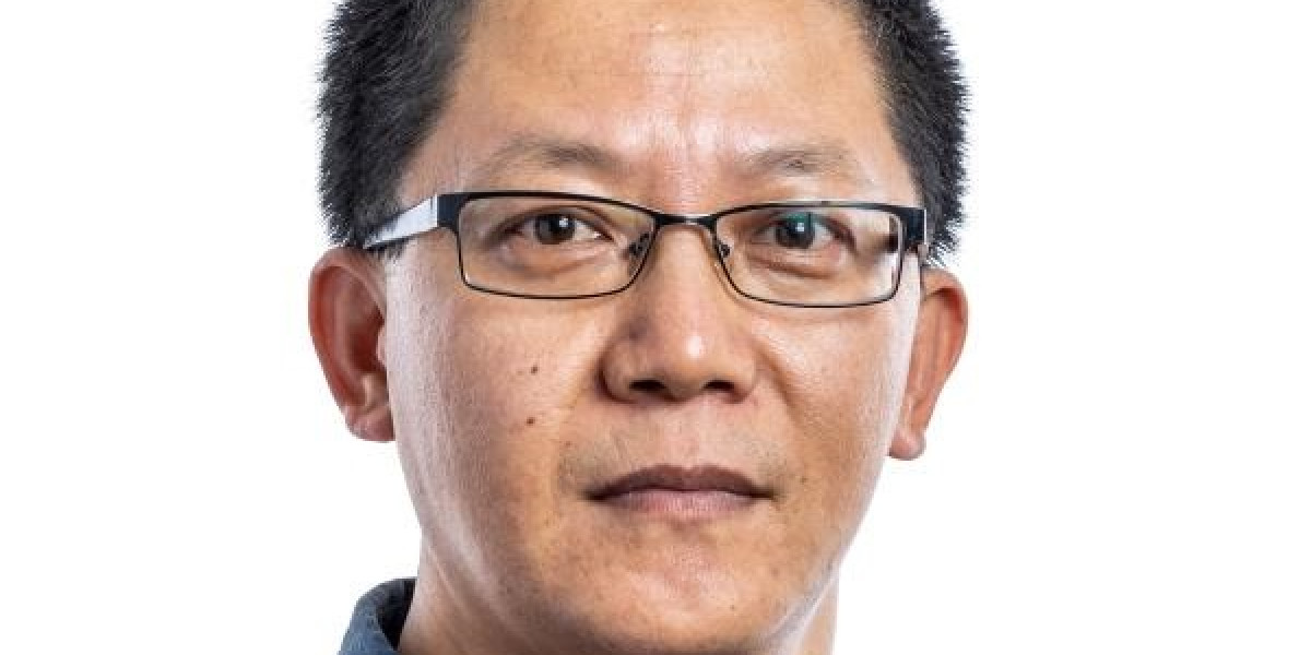 Xiaoming Wang Beneath the Waves